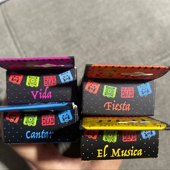 ❌SOLD❌💀💀Ioni Dia de los Muertos Liquid Lipstick and Lip Gloss Set💀💀 - Picture 6 of 7